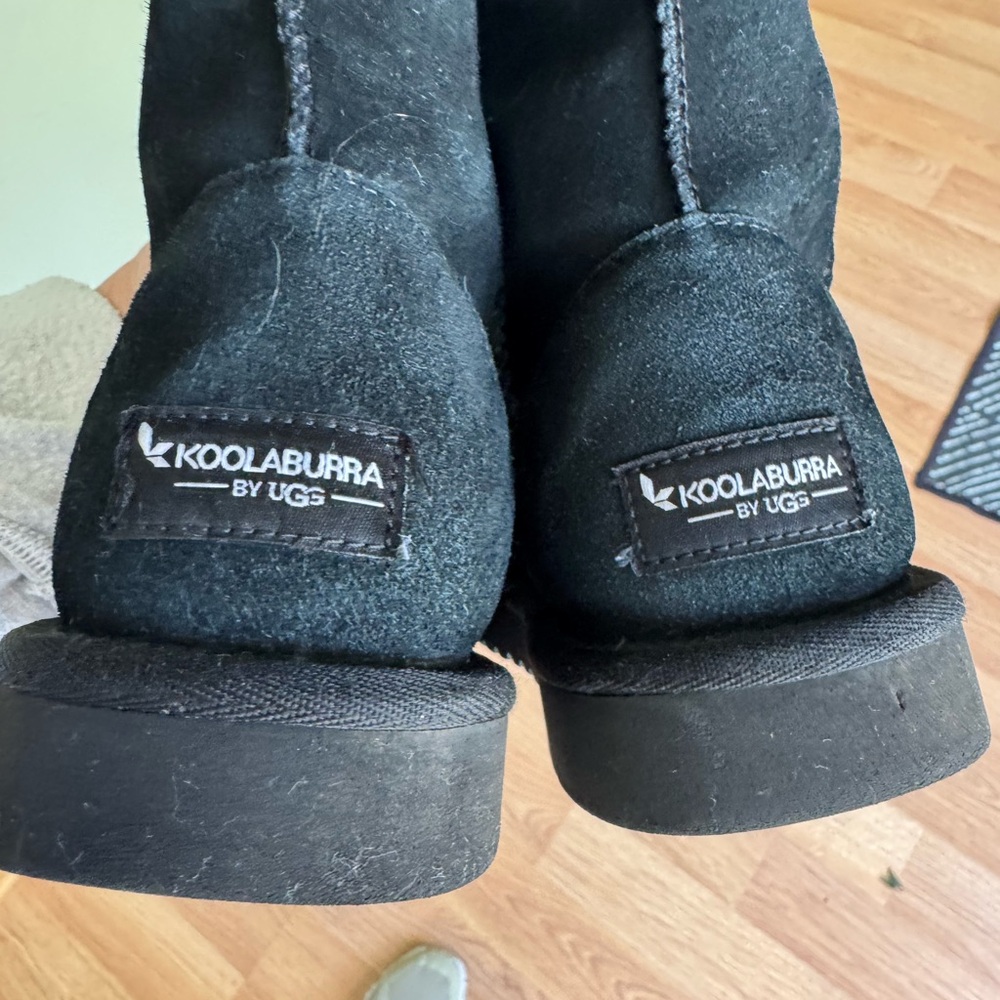 Koolaburra by UGG black suede boot sz 8 - Picture 9 of 9